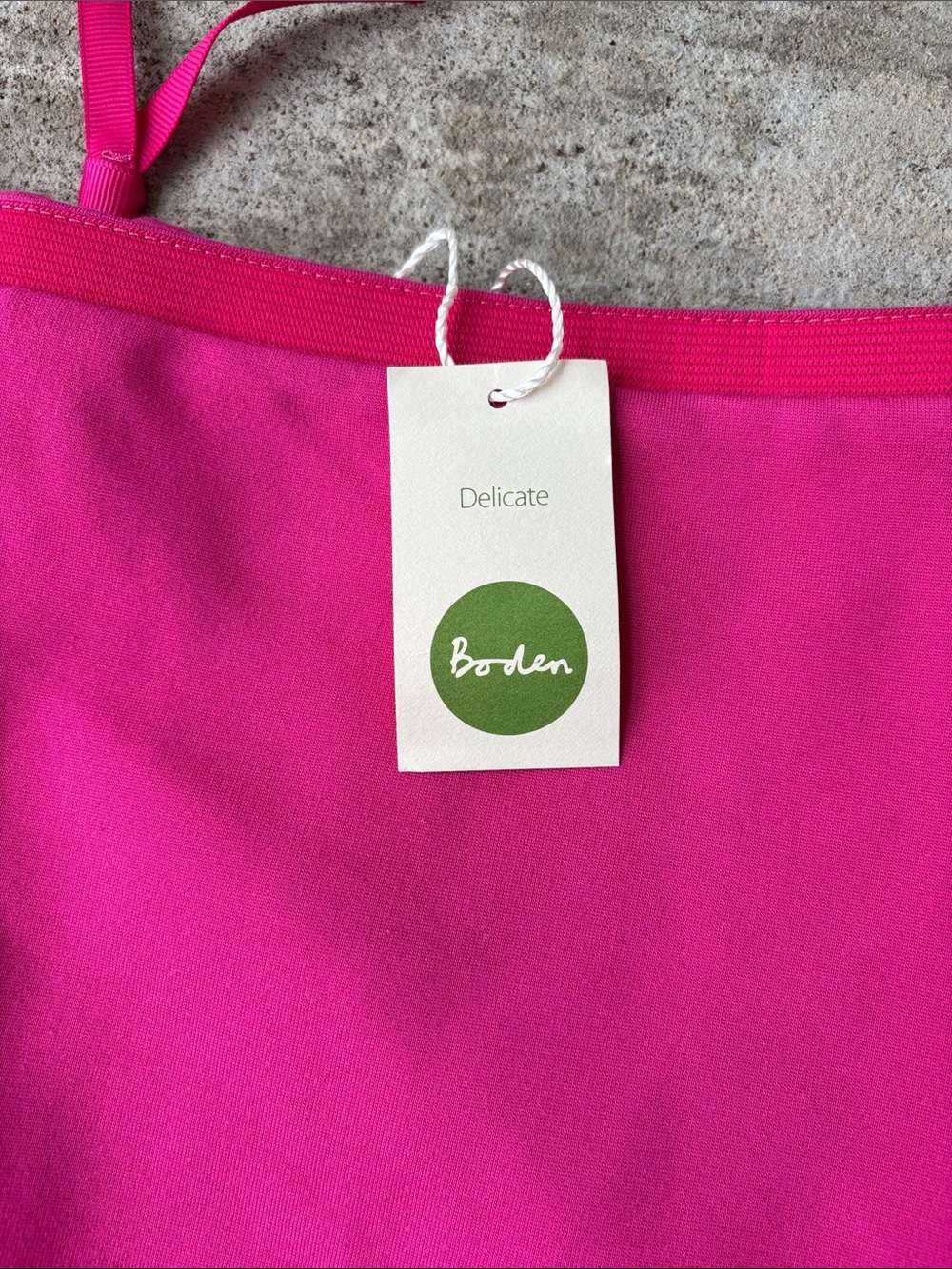 Boden Hot Pink Pencil Skirt - Picture 3 of 11